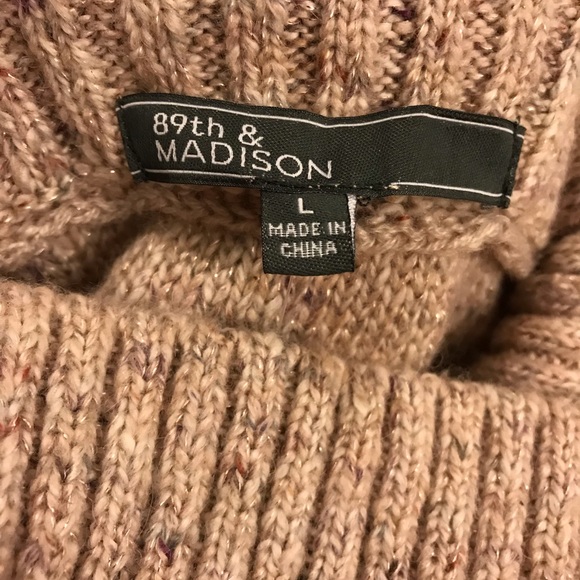 89th & Madison Long Sleeved Oversized Sweater - Picture 4 of 9